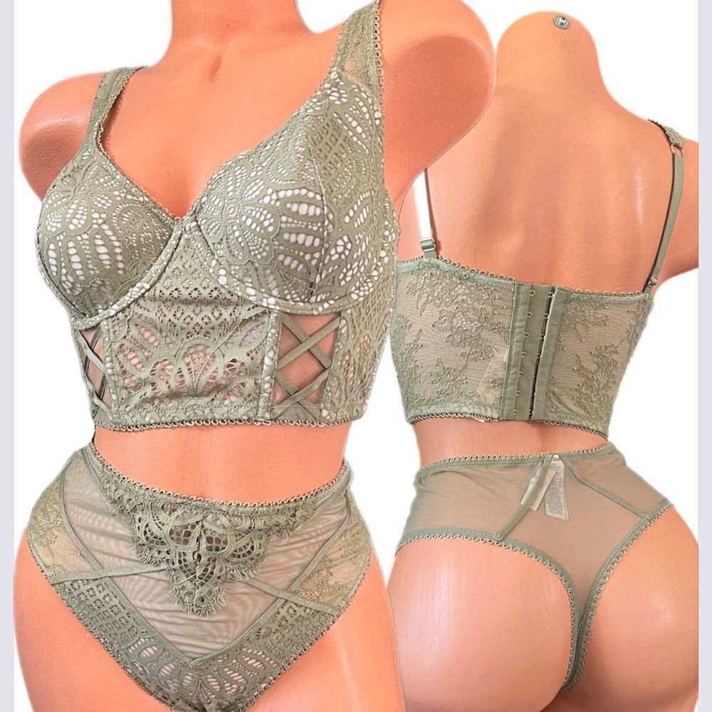 Victoria’s Secret Set Dream Angels Balconet Bra & High Waist Thong Panty 34DD/S
